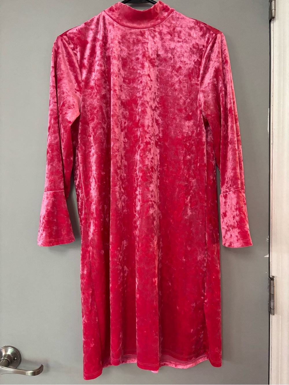 Women's Pink Velvet Long Sleeve Dress